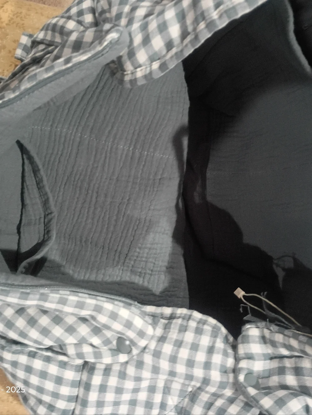 Zara Gingham Maternity Tote - Picture 4 of 7